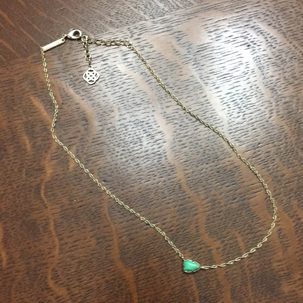 Kendra Scott necklace
